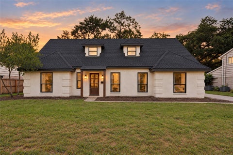 Photo of 10111 Kerrwood Lane, Houston, TX 77080 (MLS # 79431162)
