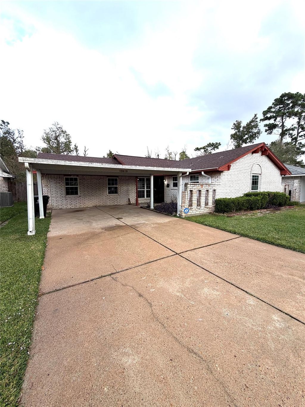 Photo of 10618 Wolbrook Street, Houston, TX 77016 (MLS # 51081502)