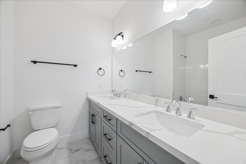 Tiny photo for 1914 Luna Woods Lane Ln, Houston, TX 77055 (MLS # 54542621)