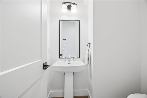 Tiny photo for 1914 Luna Woods Lane Ln, Houston, TX 77055 (MLS # 54542621)