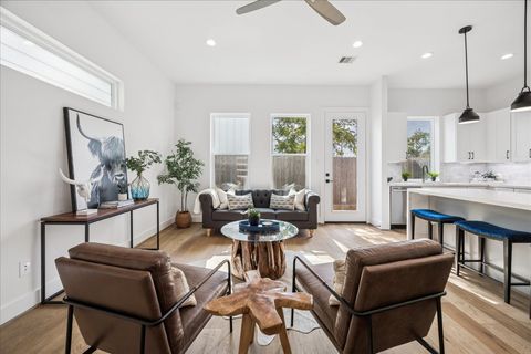Tiny photo for 1914 Luna Woods Lane Ln, Houston, TX 77055 (MLS # 54542621)