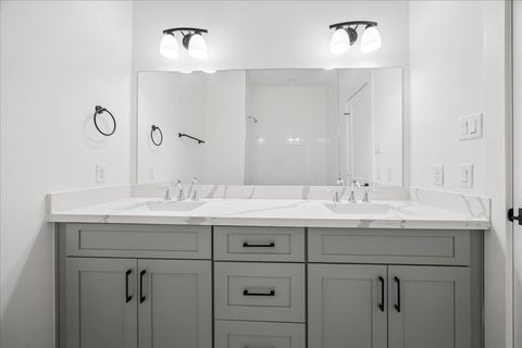 Tiny photo for 1914 Luna Woods Lane Ln, Houston, TX 77055 (MLS # 54542621)