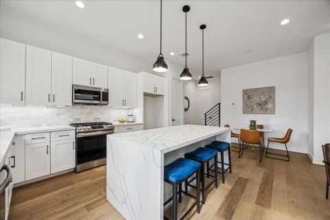 Tiny photo for 1914 Luna Woods Lane Ln, Houston, TX 77055 (MLS # 54542621)