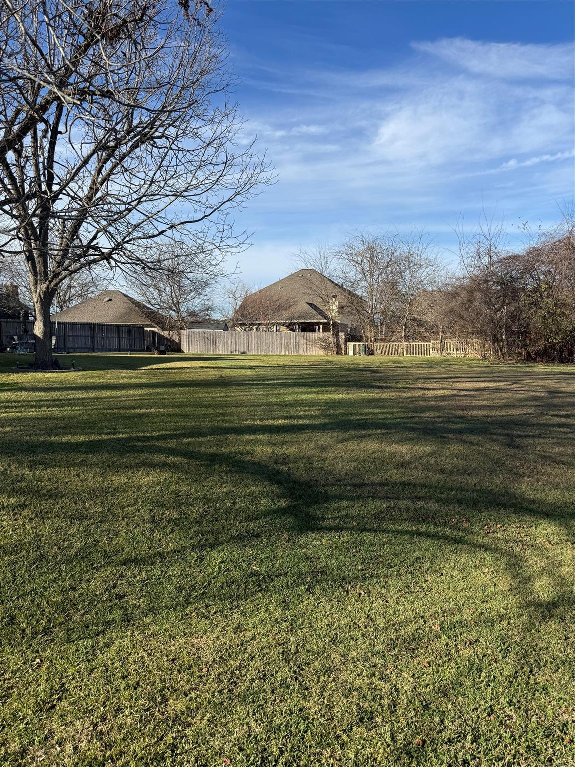 10906 Hillside Drive