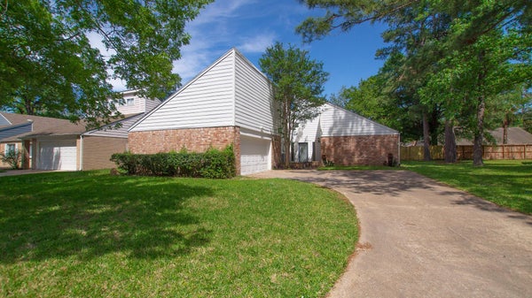 25710 PEPPER RIDGE LN, SPRING, TX 77373 - Image e3e70f27b5d0e81bbacdc568bbcd8a50/3208916333