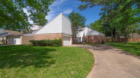 Photo of 25710 Pepper Ridge Lane, Spring, TX 77373 (MLS # 49921115)