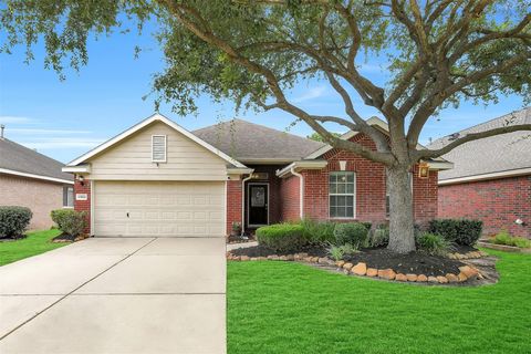Homes For Sale - 13522 Northsun Lane<br/> Cypress, TX 77429