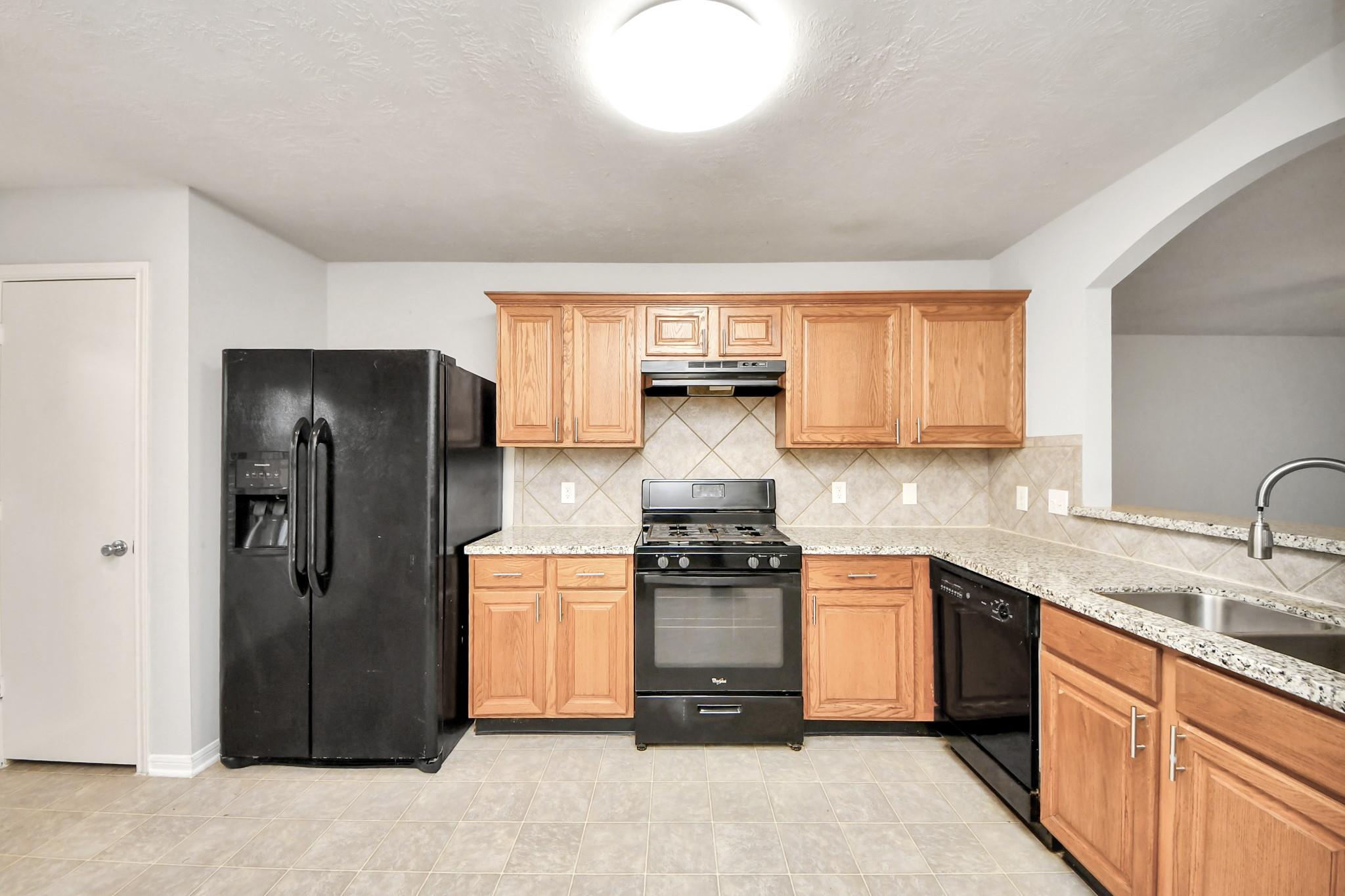 2315 Cardinal Elm Street