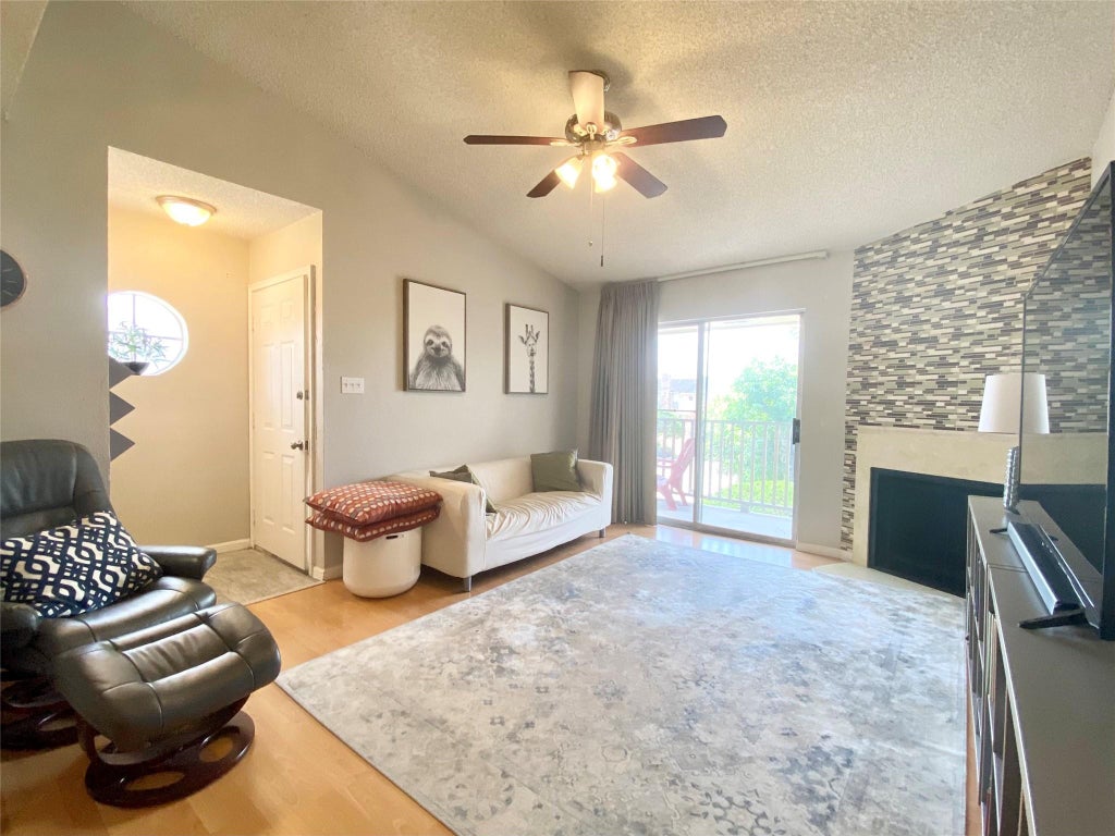 Photo of 3100 Jeanetta Street #802, Houston, TX 77063 (MLS # 65232116)