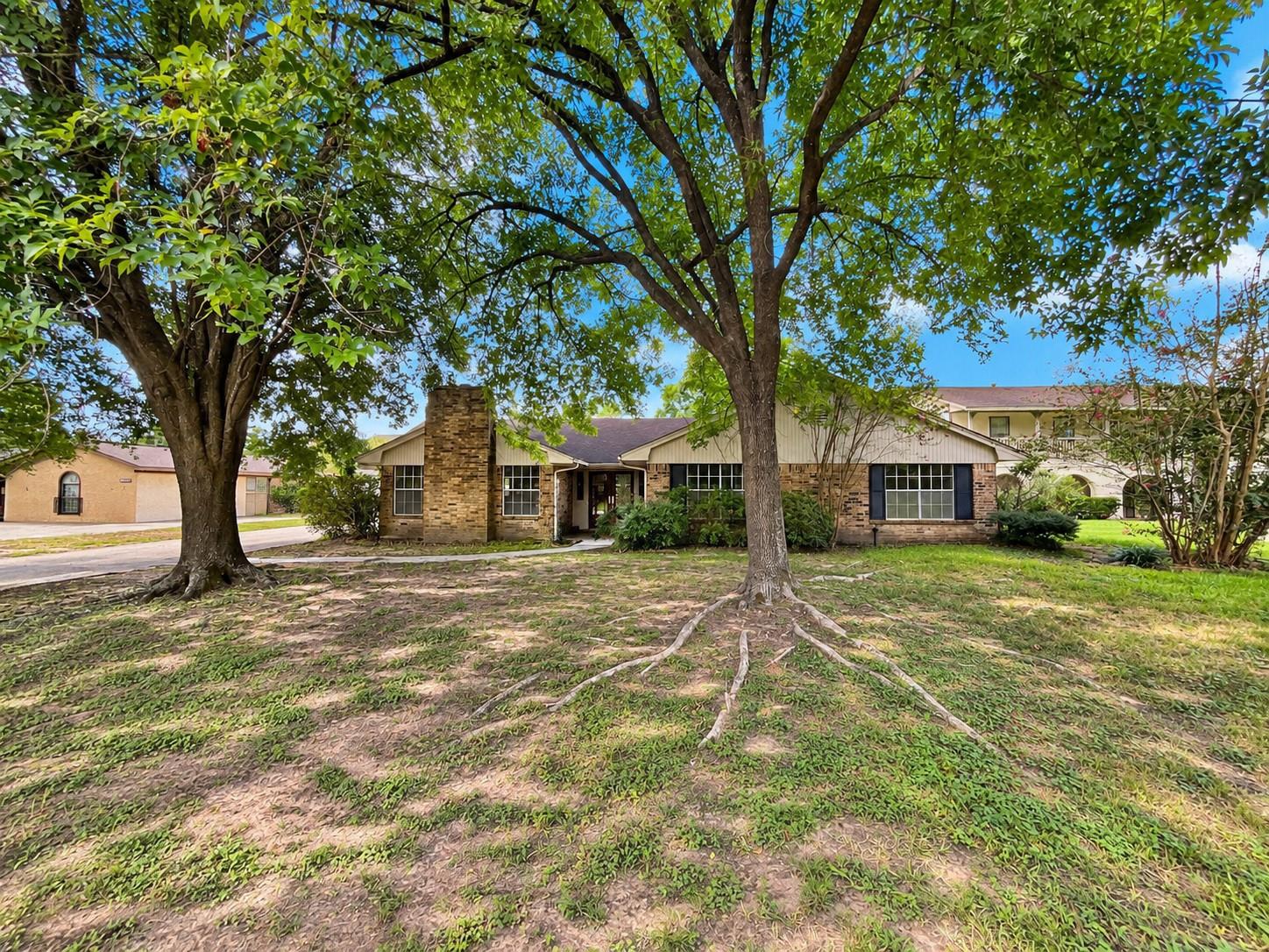 19527 Lockridge Drive