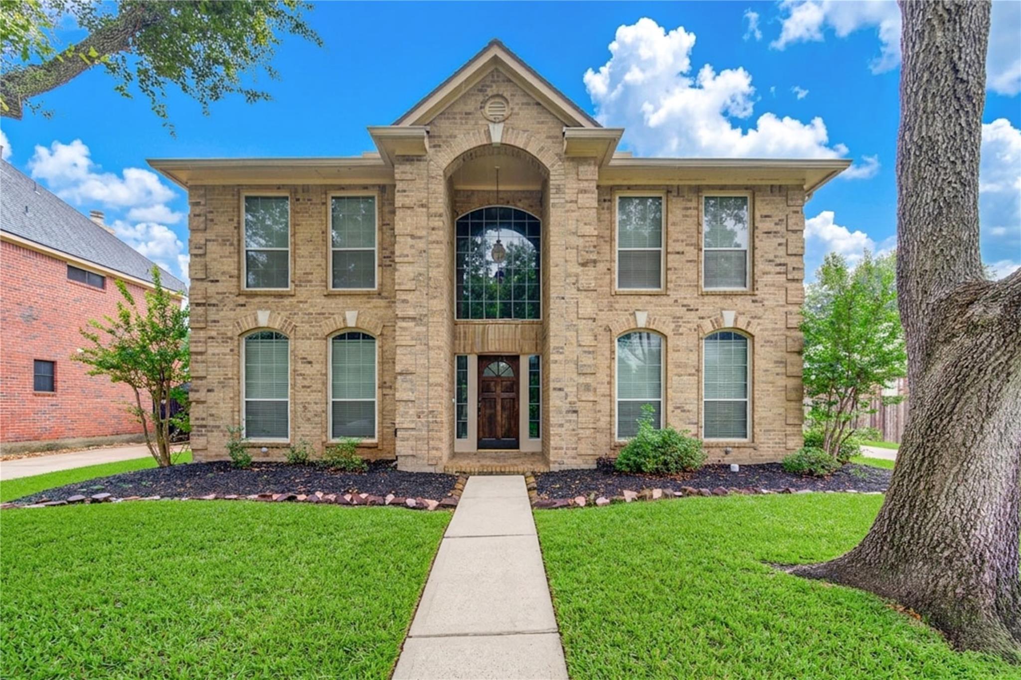 2227 Country Mile Lane