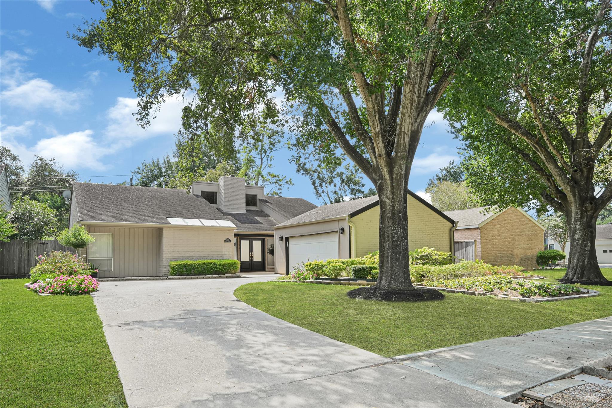 12219 Briar Forest Drive