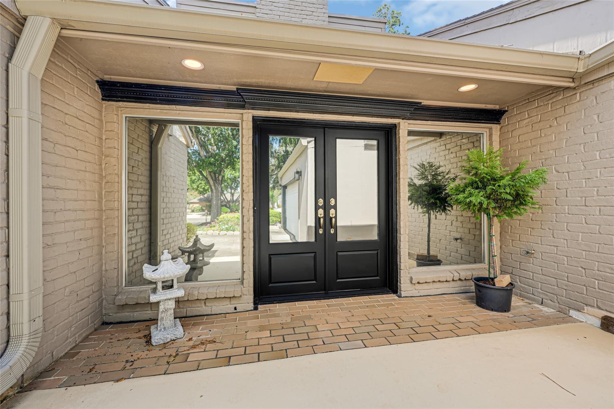 12219 Briar Forest Drive