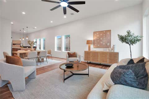 Photo of 315 Palmer Street, Houston, TX 77003 (MLS # 32157934)