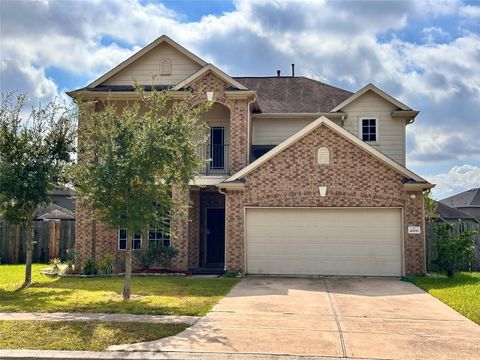 Photo of 4806 Crescent Lake Circle, Baytown, TX 77521 (MLS # 51811092) Photo of 4806 Crescent Lake Circle, Baytown, TX 77521 (MLS # 51811092)