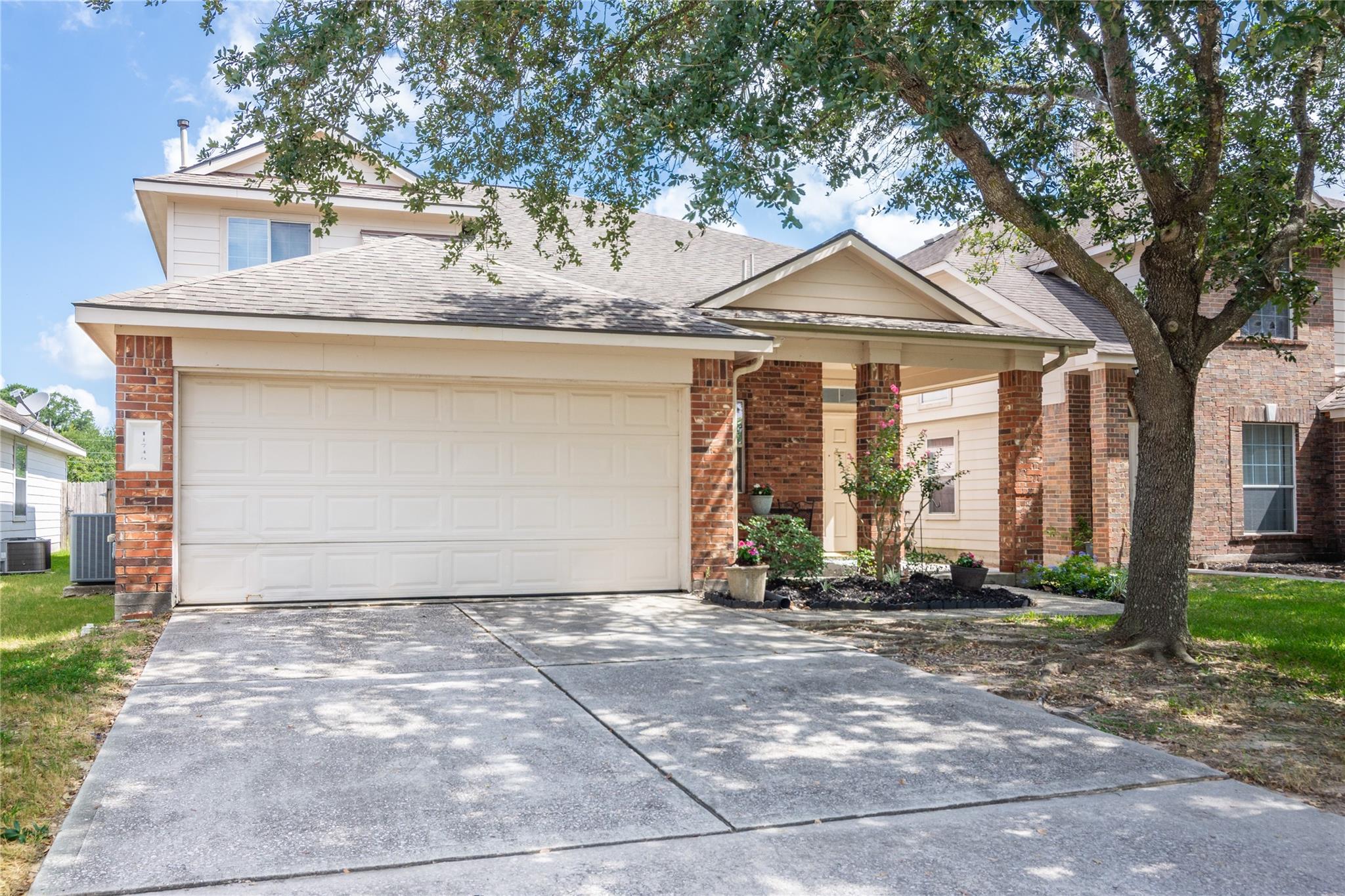 11746 Pinemeade Lane