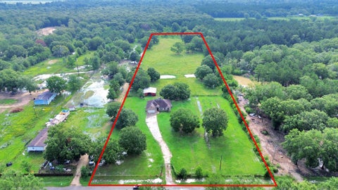 Photo of 314 County Road 6881 N, Dayton, TX 77535 (MLS # 83659130)