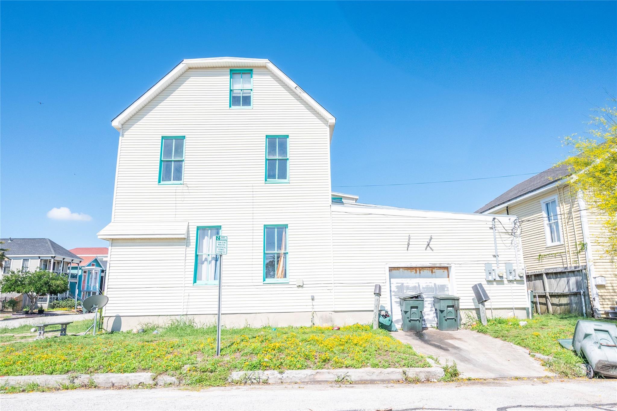 1002 Sealy Street
