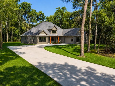 Homes For Sale - 11299 Blue Heron Drive<br/> Plantersville, TX 77363