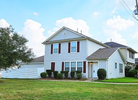Photo of 1707 Nichole Woods Drive, Houston, TX 77047 (MLS # 43415216)