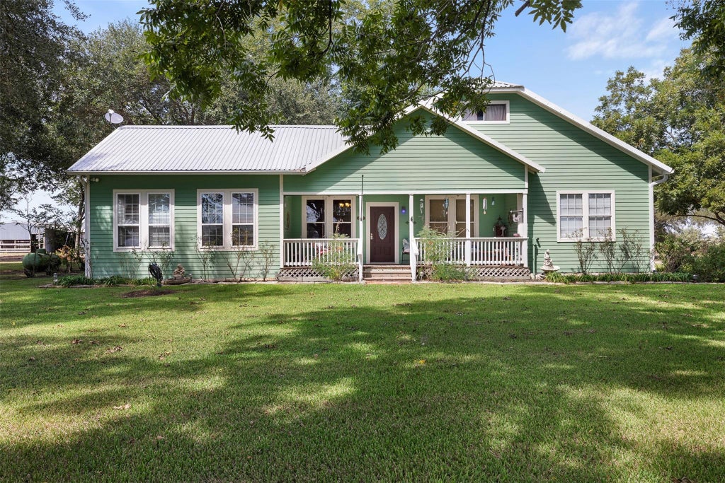 Photo of 10554 Highway 159 E, Bellville, TX 77418 (MLS # 87354612)