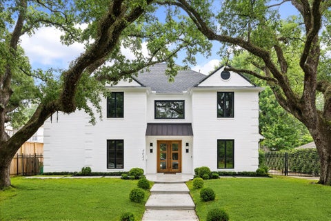 Photo of 4021 Ella Lee Lane, Houston, TX 77027 (MLS # 74965009)