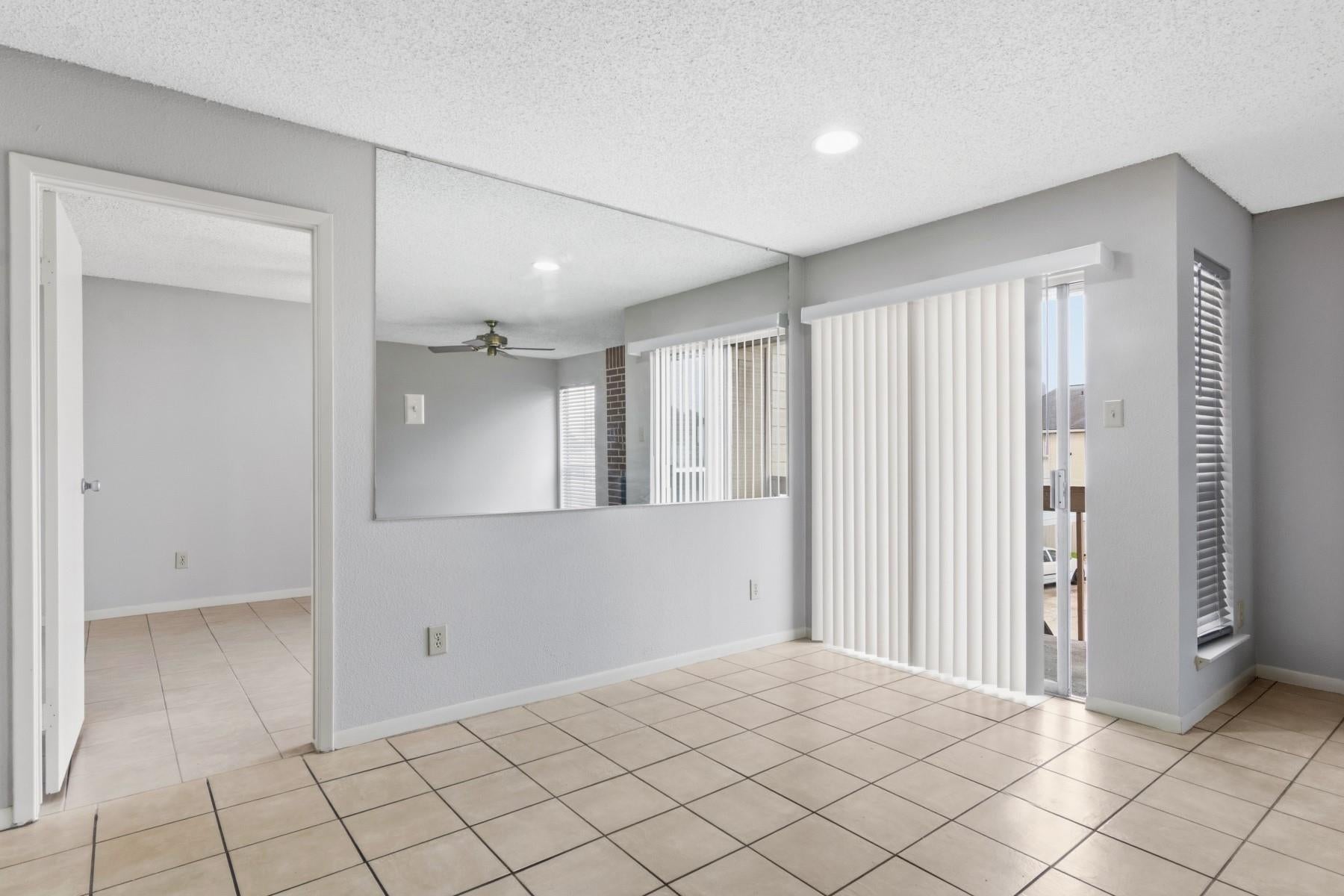 3919 Fairmont 148