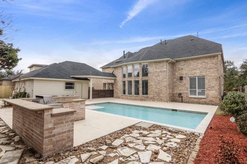 4535 Broken Rock Lane