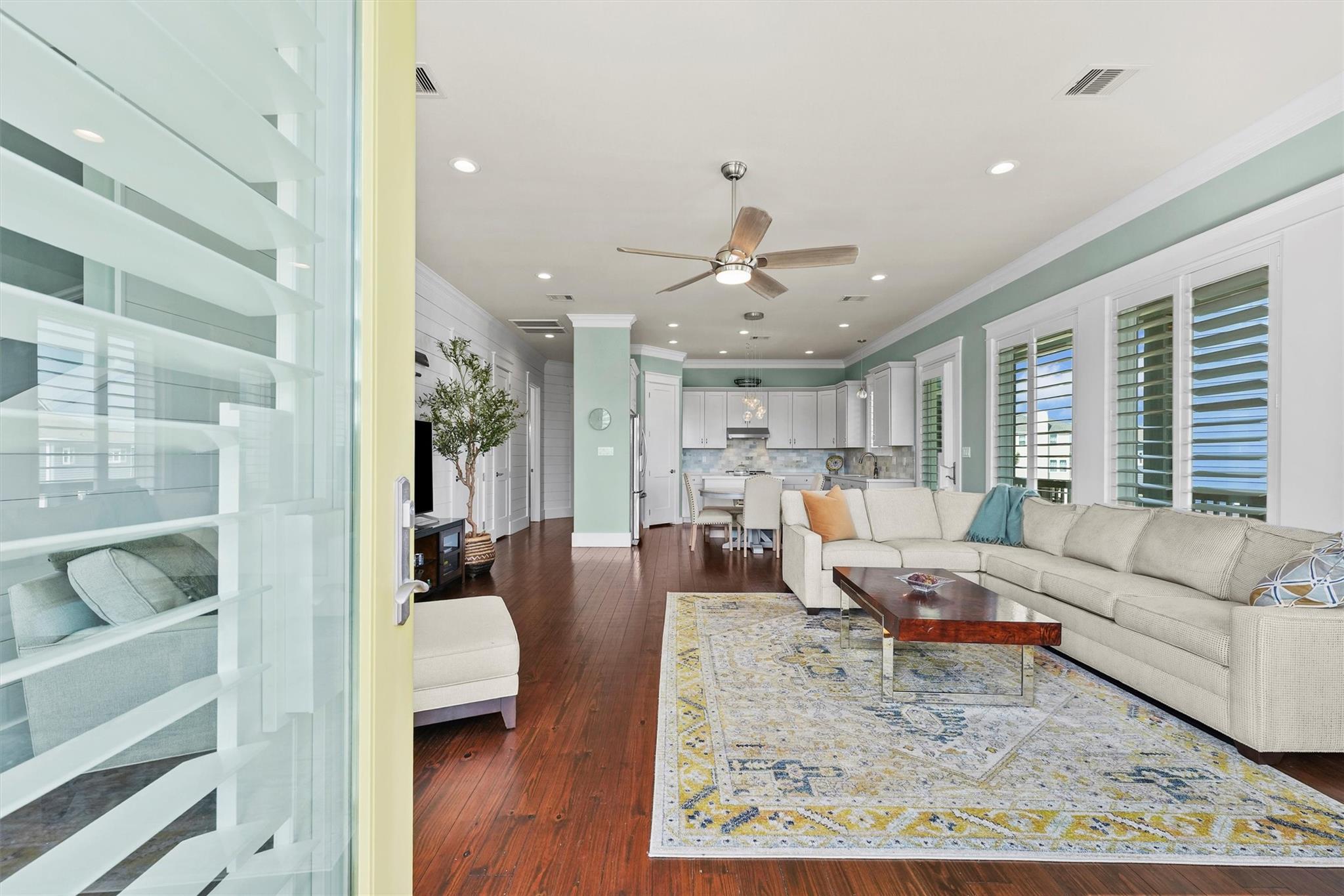 25102 Sausalito Drive