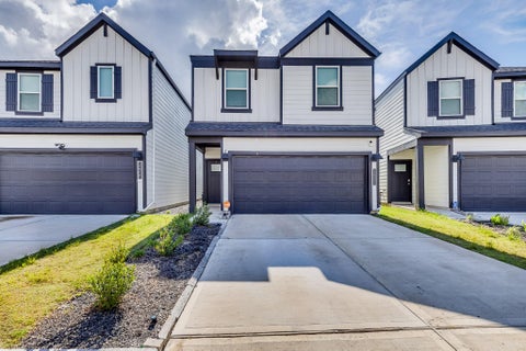 Photo of 12331 Basilwood Drive, Houston, TX 77047 (MLS # 64889156)