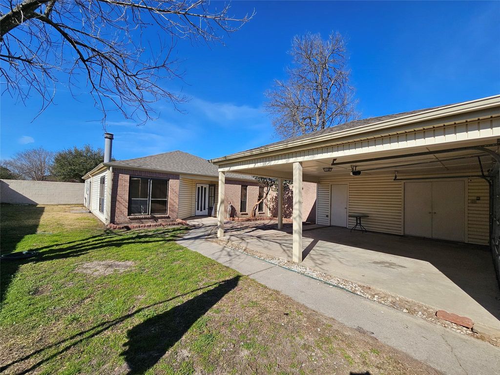 Photo of 8319 Wind Veil Drive, Houston, TX 77040 (MLS # 35889671)