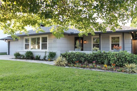 Photo of 5418 Judalon Ln Lane, Houston, TX 77056 (MLS # 95030191)