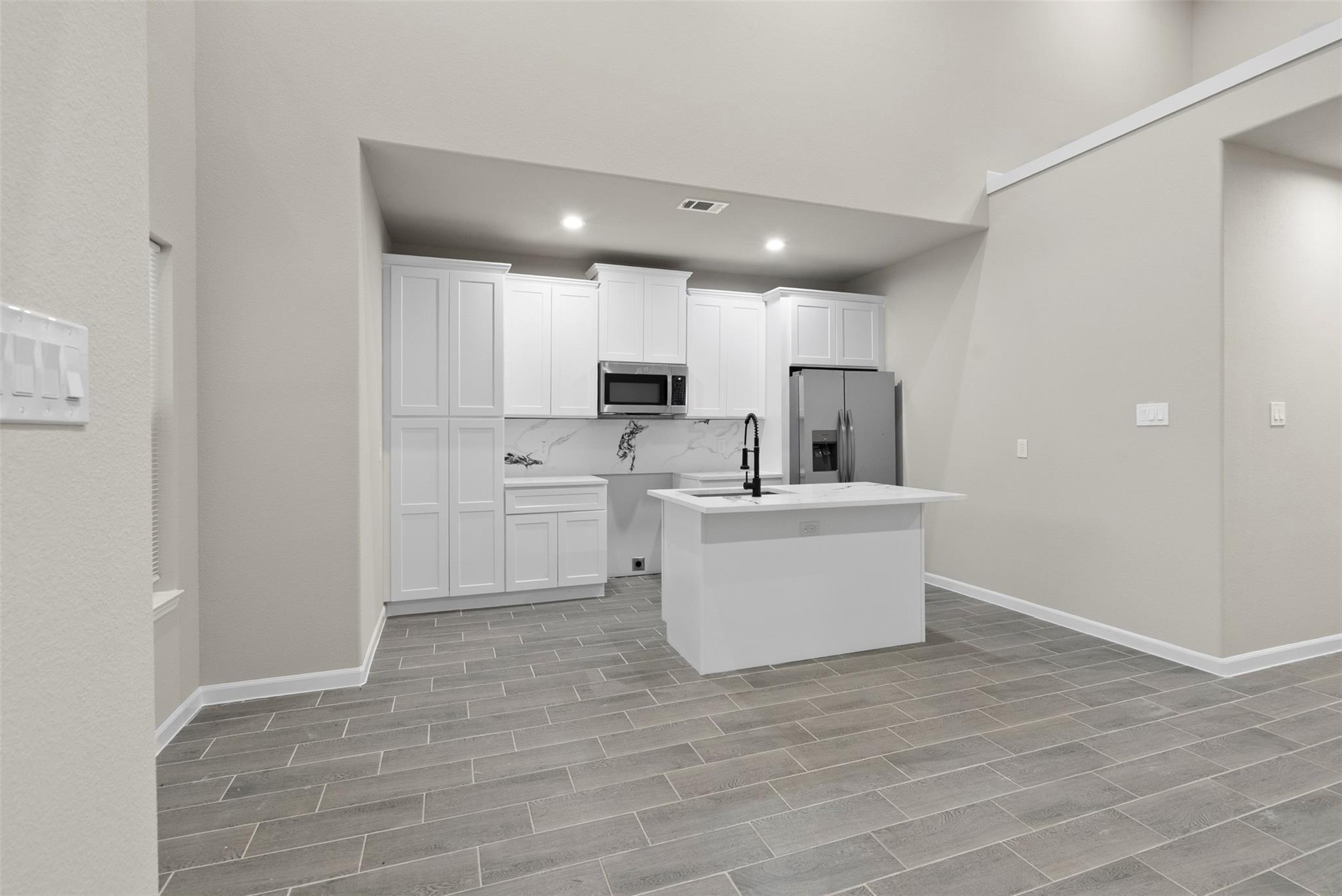 11763 White Cedar Street