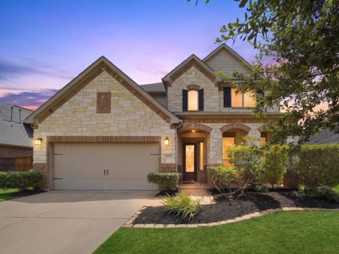Photo of 28003 Twin Knolls Lane, Fulshear, TX 77441 (MLS # 48597705)