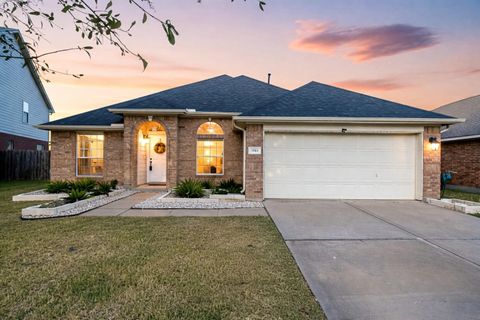 Photo of 1903 Lantana Spring Lane, Pearland, TX 77581 (MLS # 57819382)