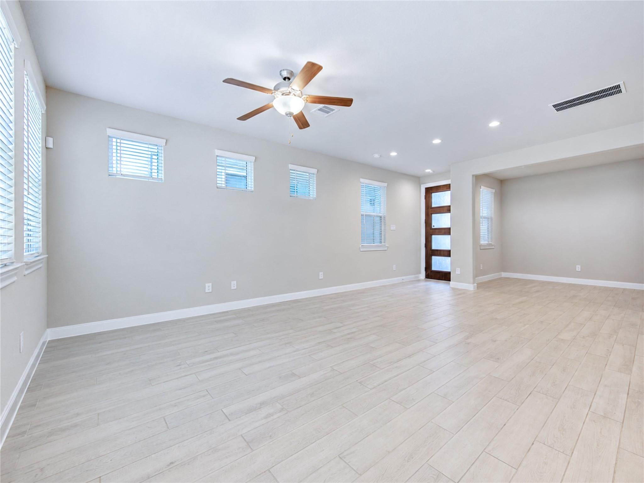 9822 Heritage Run Lane