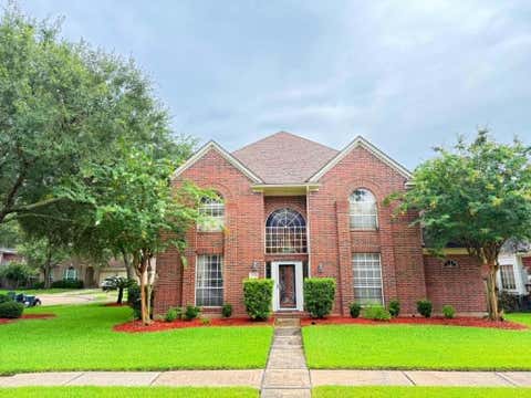 Photo of 14131 Glasgow Place, Houston, TX 77077 (MLS # 88485069)