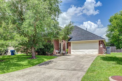 Photo of 8114 Rushing Stream Court, Tomball, TX 77375 (MLS # 18547404)