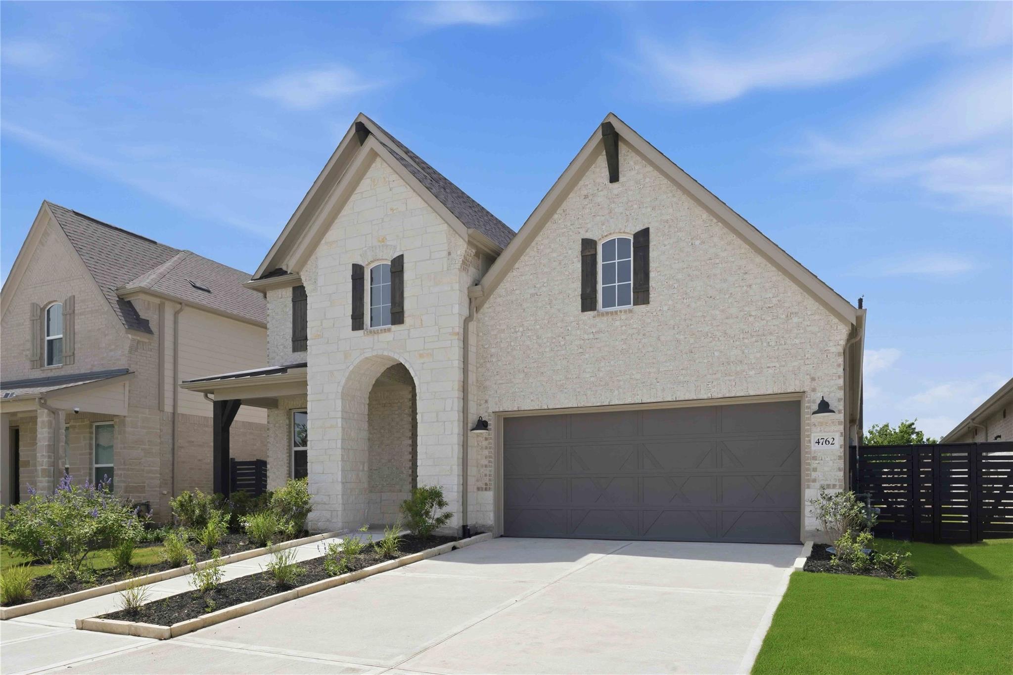 4762 Ara Drive