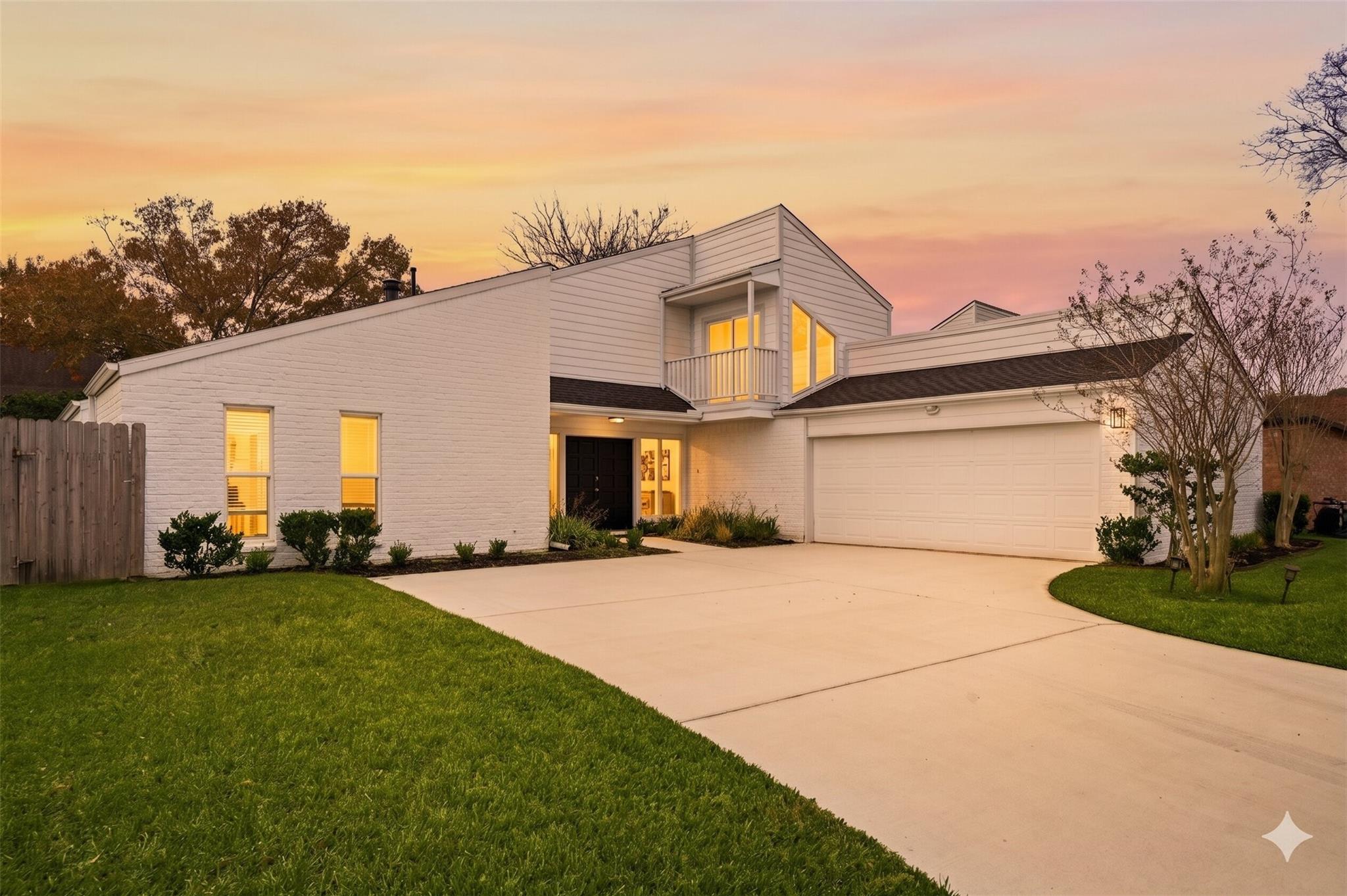 13811 Menasco Court