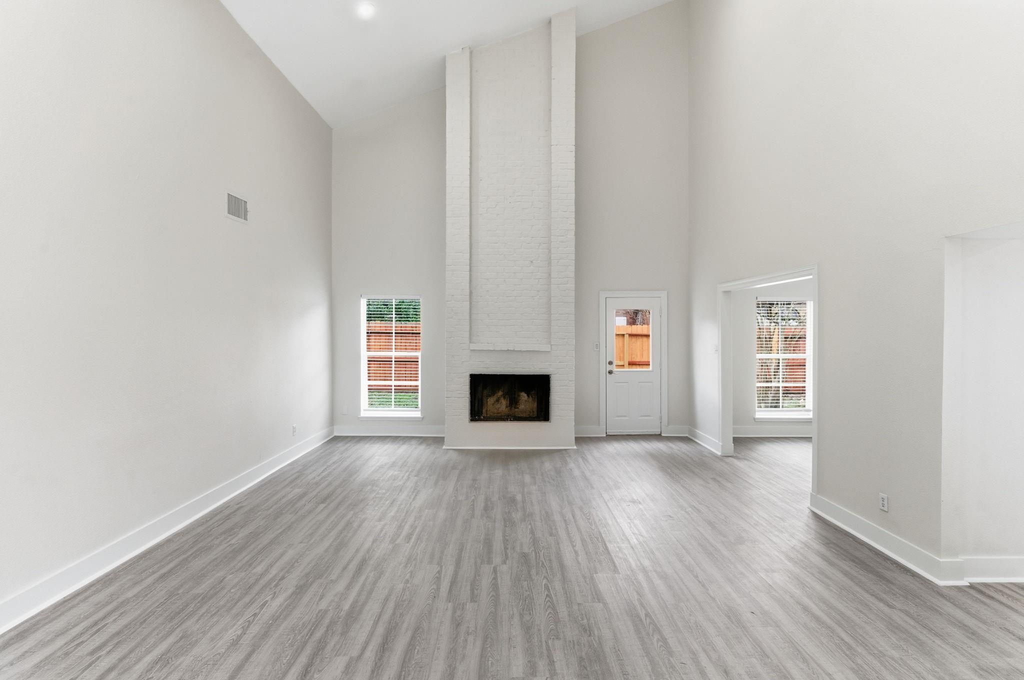 13811 Menasco Court