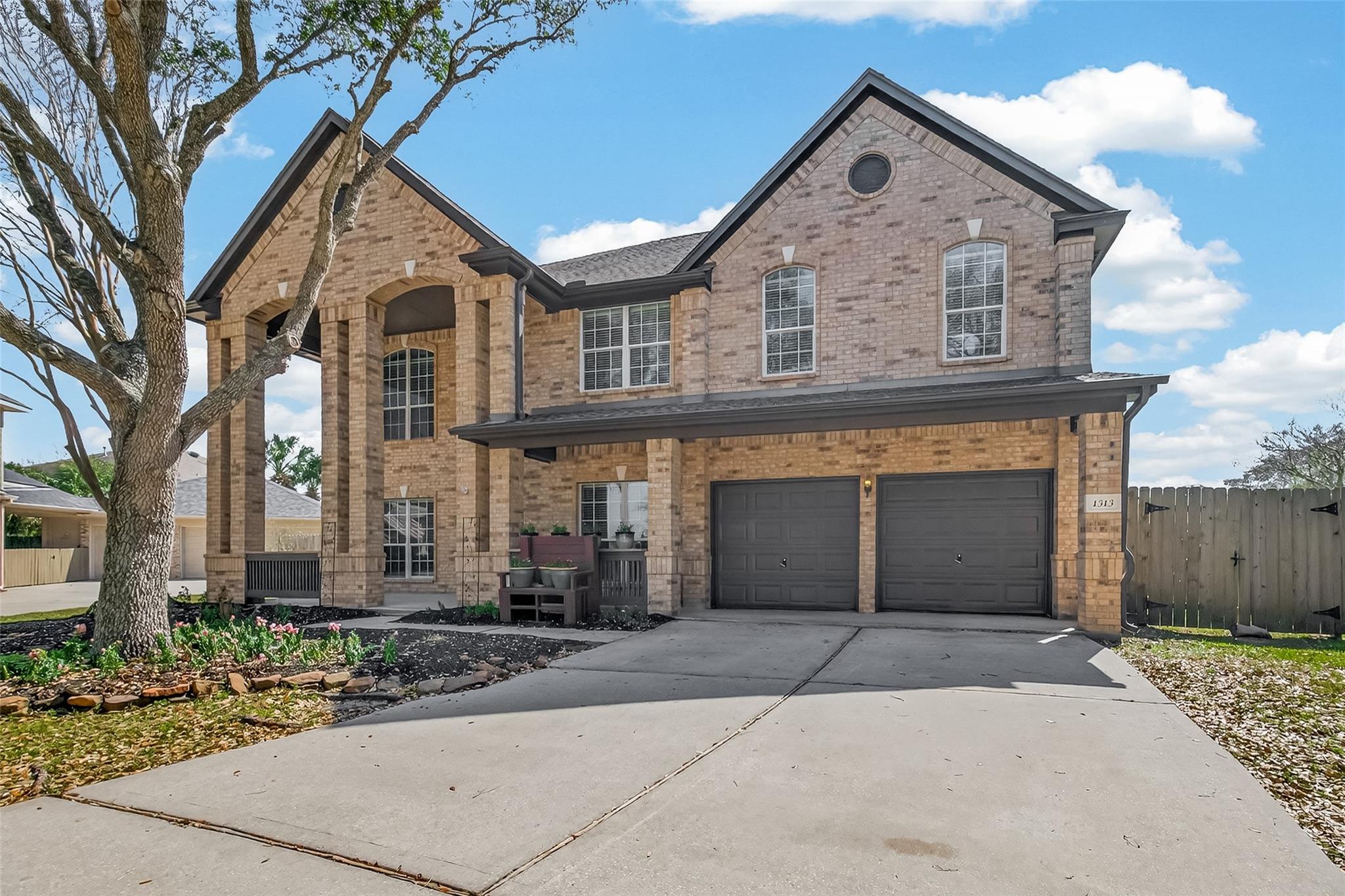 1313 Plymouth Rock Lane