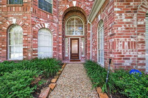 Photo of 5522 Honor Drive, Houston, TX 77041 (MLS # 18915208)