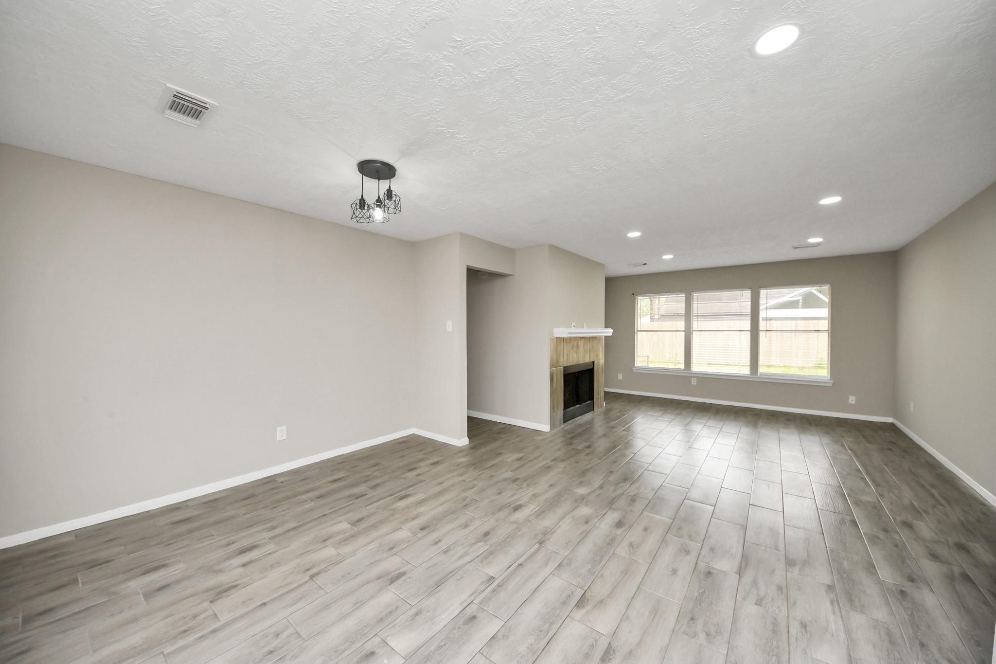 4915 Pecan Grove Drive