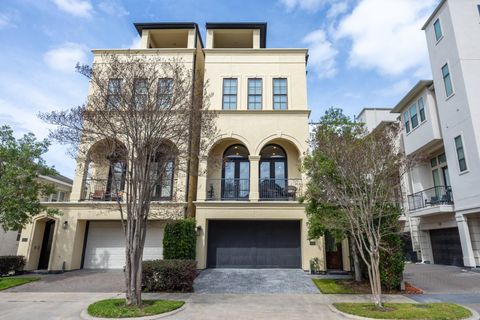 Photo of 1230 W Bell Street, Houston, TX 77019 (MLS # 19570176)