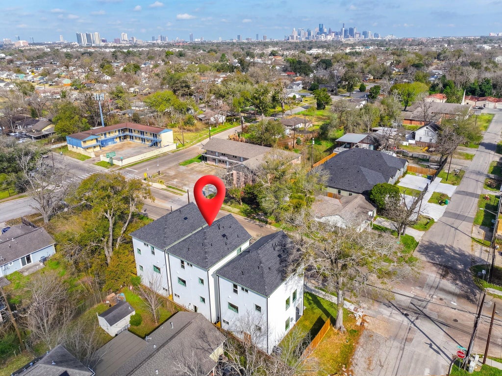Photo of 4012 Yellowstone Boulevard, Houston, TX 77021 (MLS # 17438256)