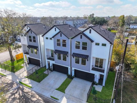 Photo of 4012 Yellowstone Boulevard, Houston, TX 77021 (MLS # 17438256)