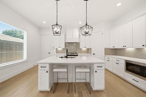 Tiny photo for 1430 Nashua Street, Houston, TX 77008 (MLS # 88928845)