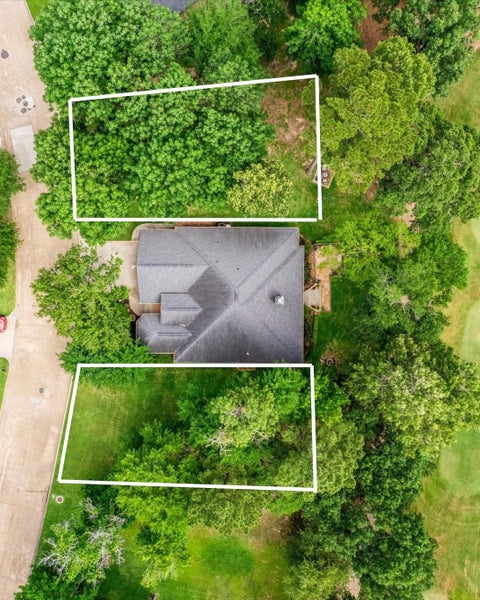 Photo of 17 Summer Hill Dr, Montgomery, TX 77356 (MLS # 46436244)