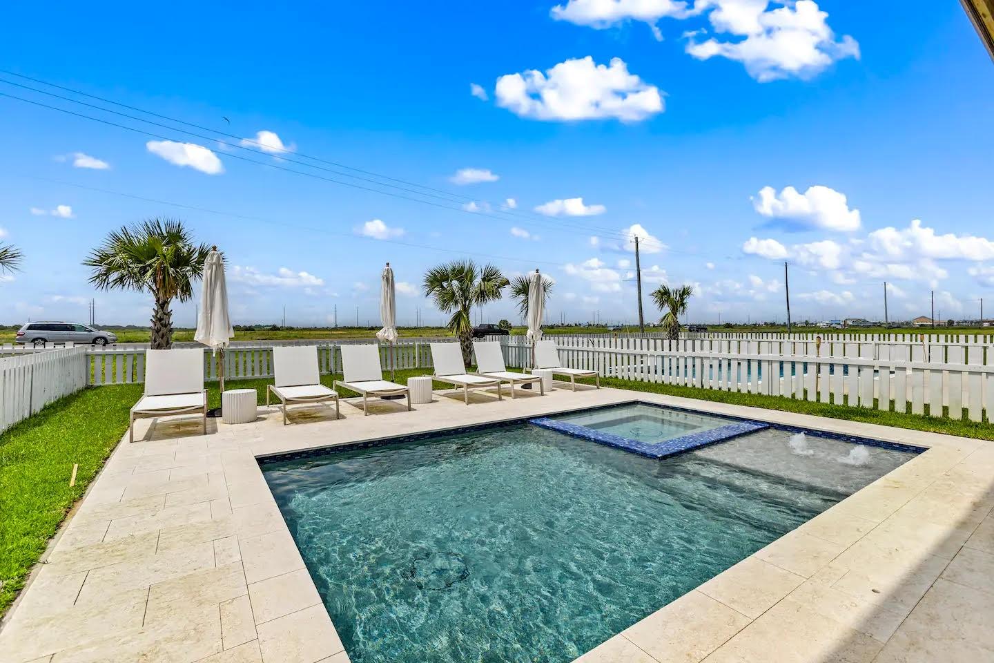 11372 Starfish Drive